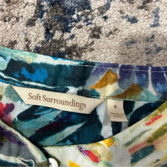 Soft Surroundings Anthea Multi-Color Hawaiian Palm Button Up Short Sleeve Blouse - Picture 7 of 10